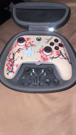 Xbox controller Special edition Cherry blossoms