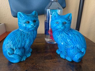 Vintage ceramic cats (pair)