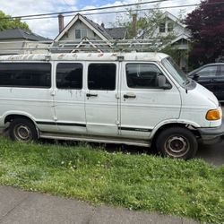 2001 Dodge Ram Van