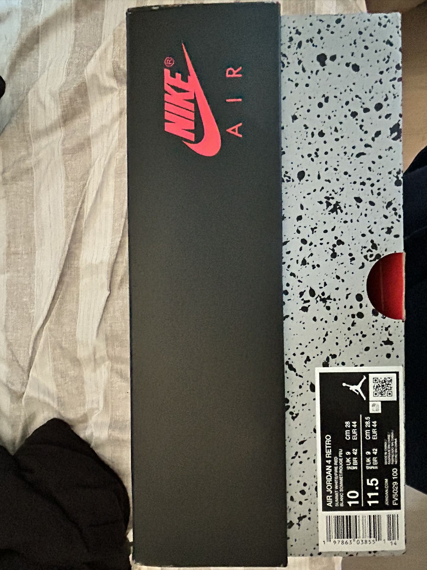 Jordan 4 White Cement DS
