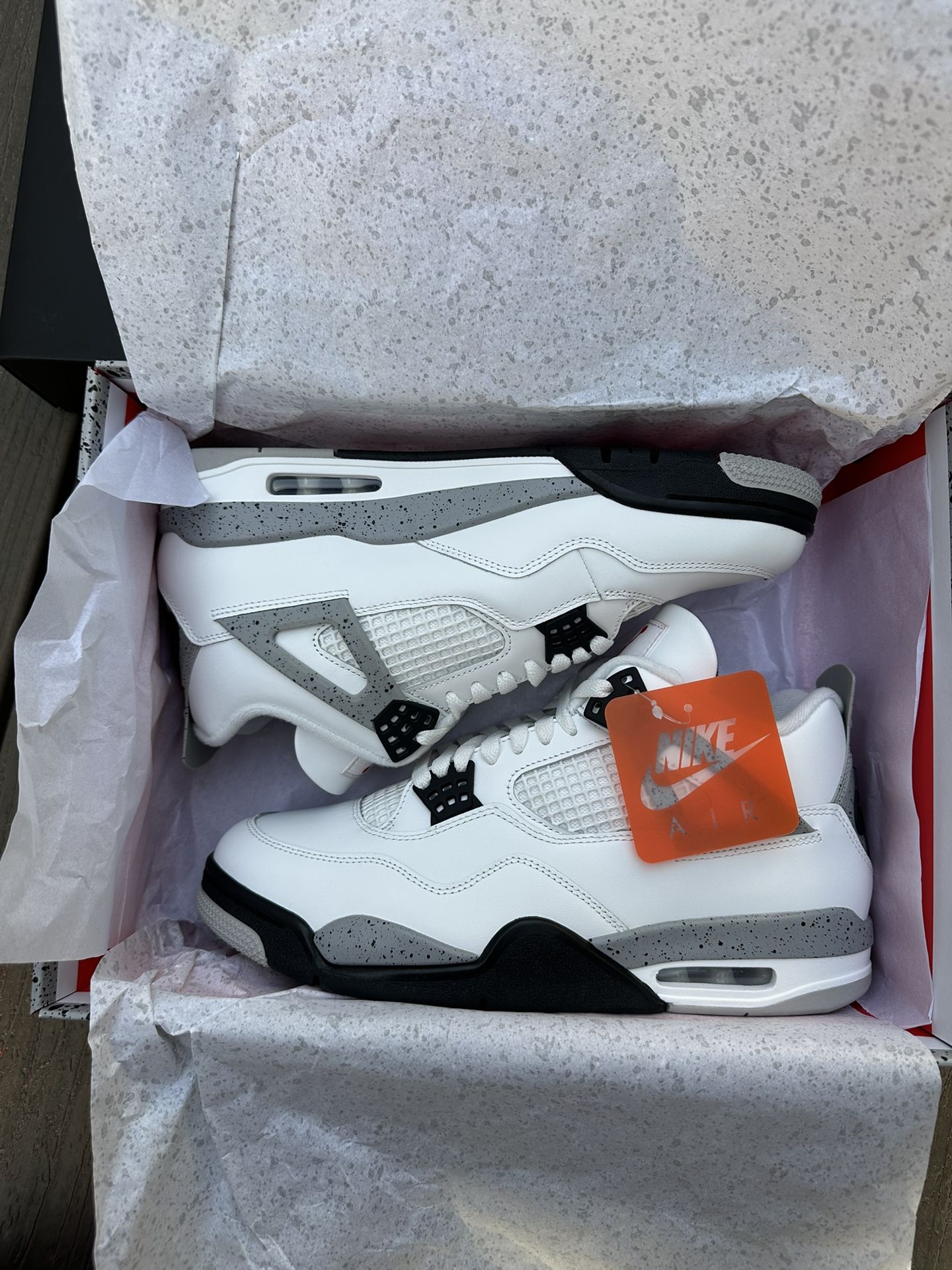 Jordan 4 White Cement