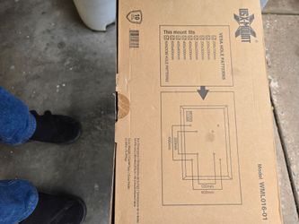 TV wall mount
