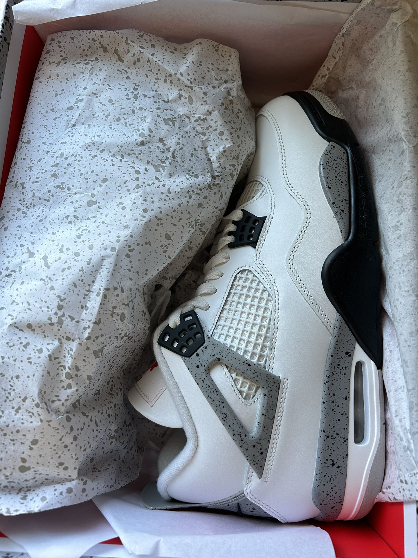 Jordan 4