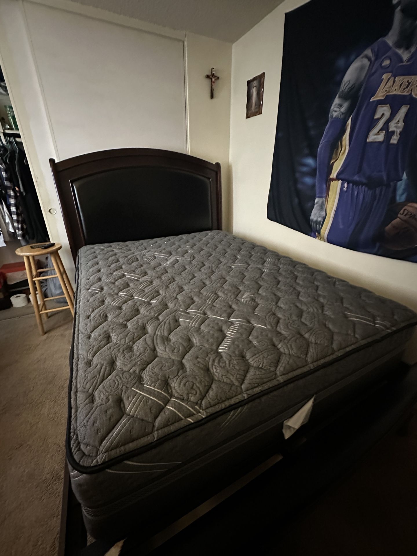 Queen size Mattress 