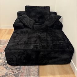 Lounge Chair Black