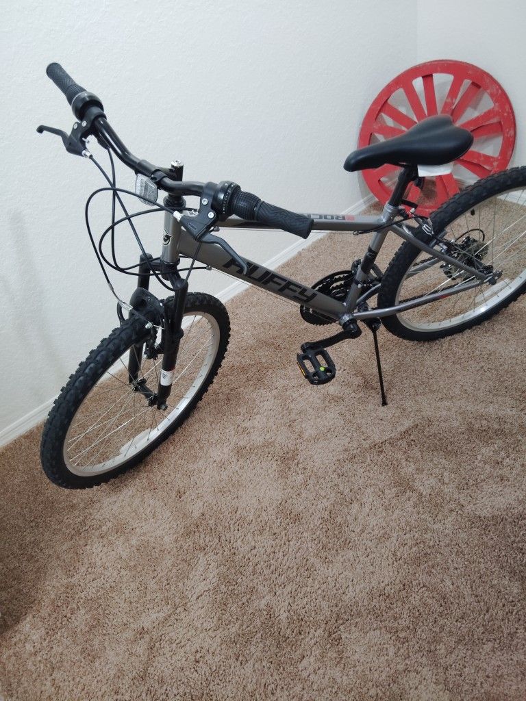 Huffy Bike Rock Creek 24 In Really Good Condition