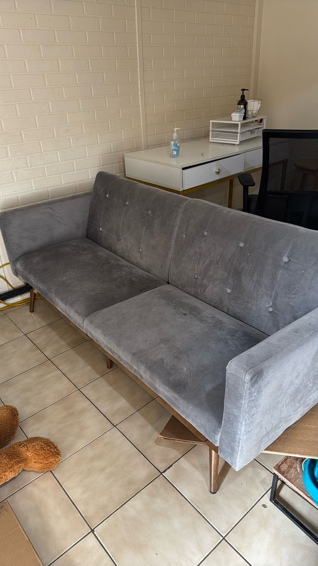 Gray Futon