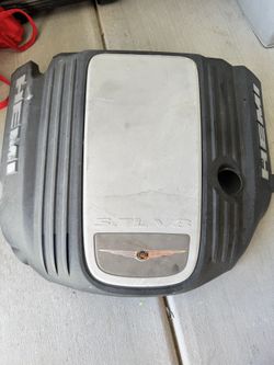 Chrysler 300 C 5.7 Hemi Engine Cover