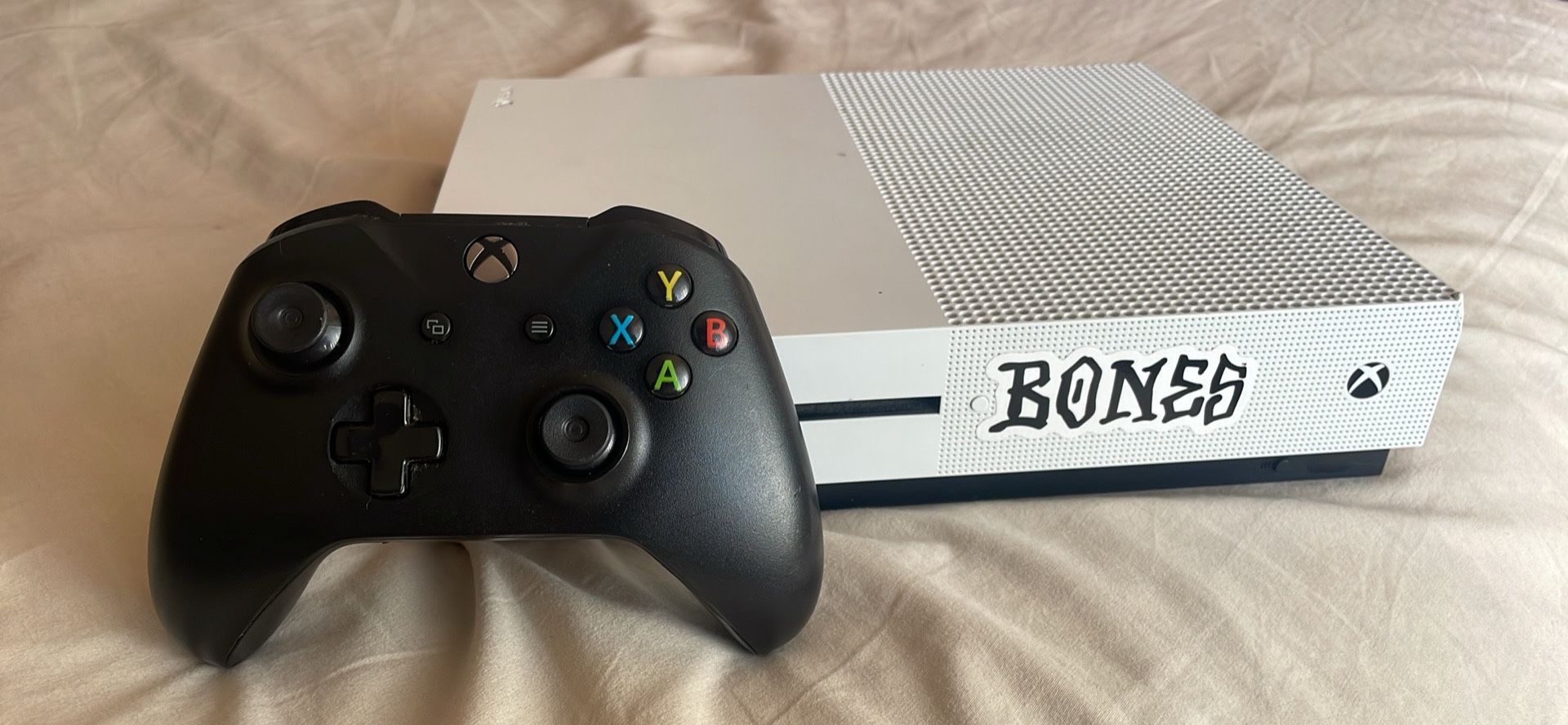 Xbox One S