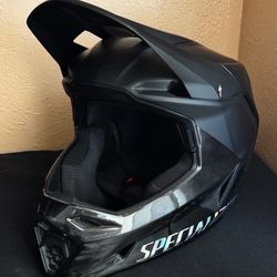 Specialized Dissident 2 Full Face DH Mtb Helmet Medium M Small