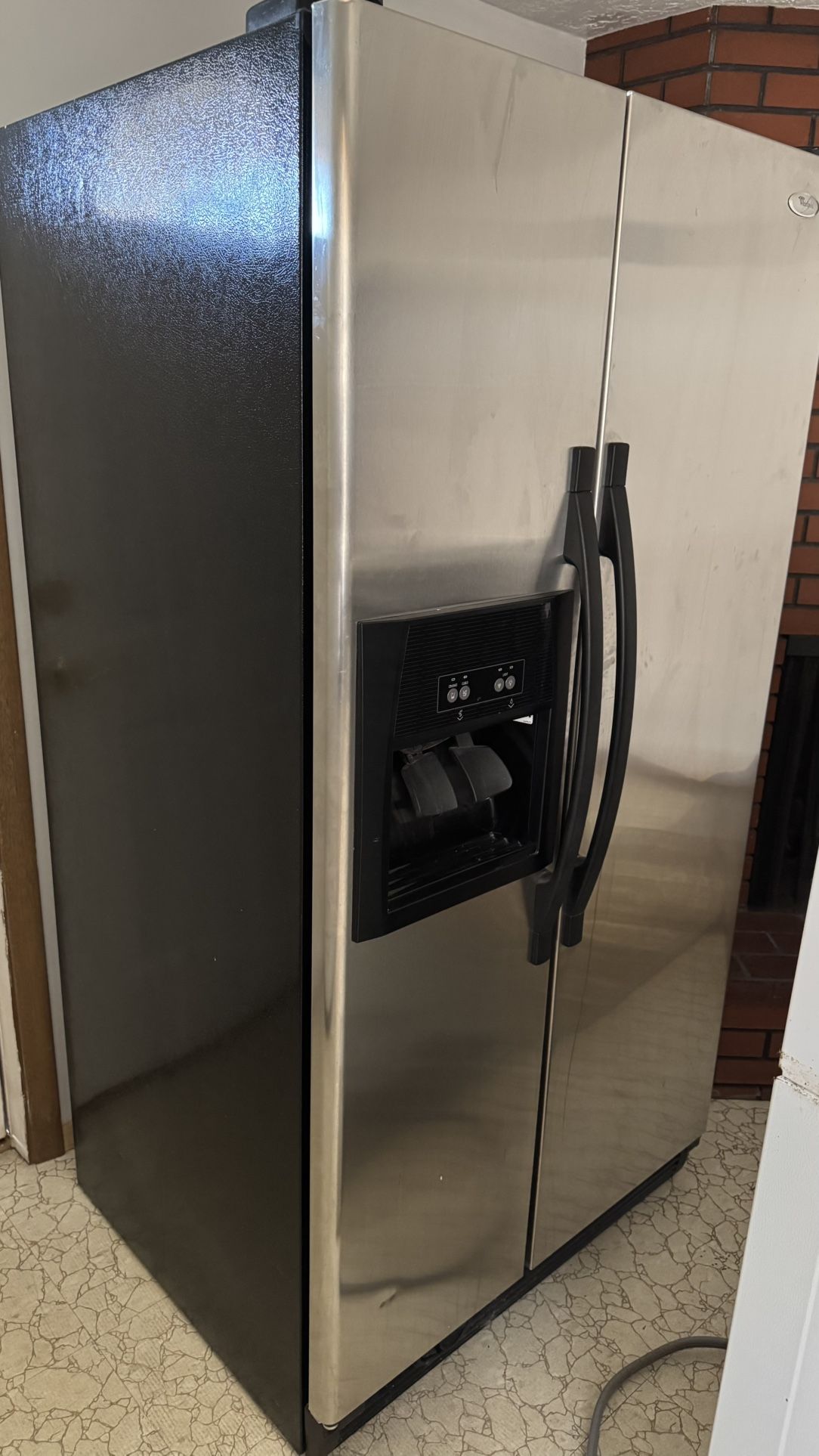 FREE Working Fridge