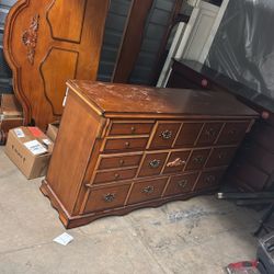 dresser with mirror