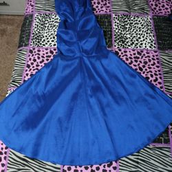 Blue Mermaid Prom Dress Size Small In Youth
