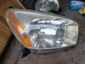 2001 Toyota Rav4 Head Lights