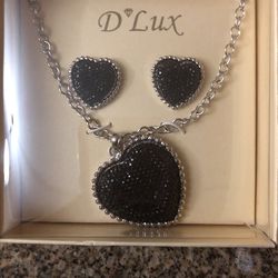 BRAND NEW DLux Jewelry Set