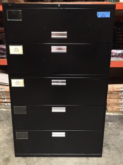 Filing Cabinet - Gabinete de Archivo