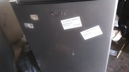 Mini fridge