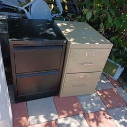 Cabinets 2 for $30