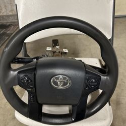 2012. Toyo Tacoma. Parts 