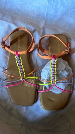 Sandal