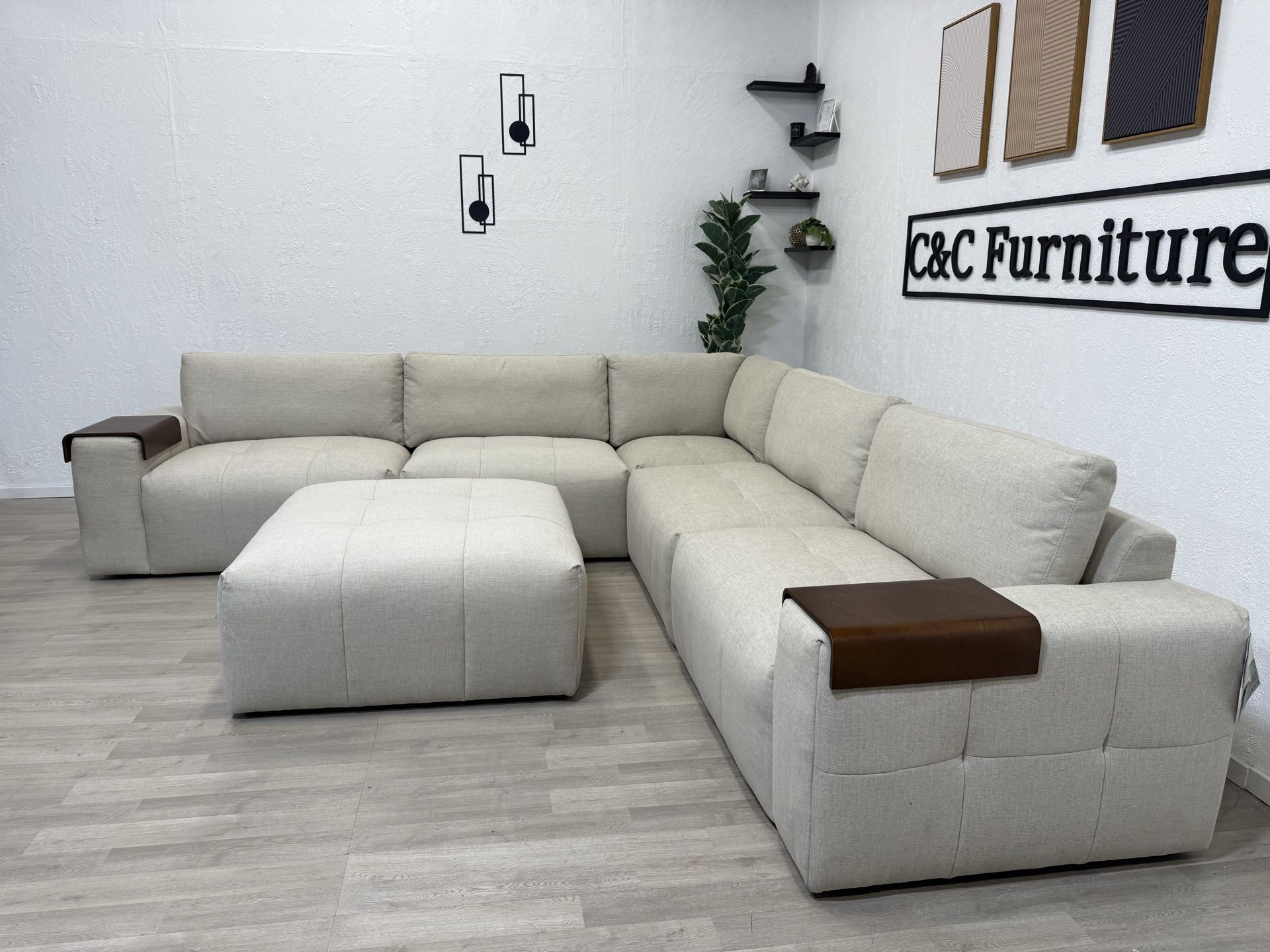 Sectional Sofa - Financing/Delivery Available