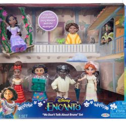 Disney Encanto Doll Set 