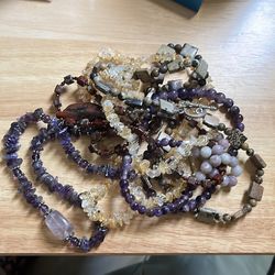 Assorted stone jewlery necklaces