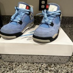 Jordan 4 UNC - GS Size 6Y