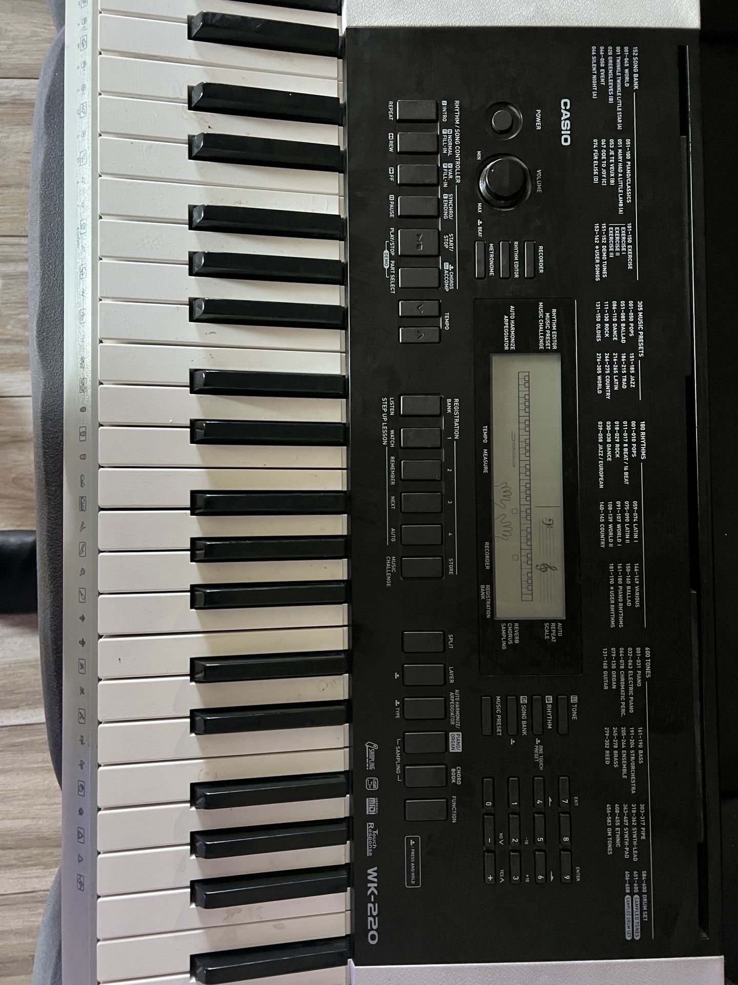 CASIO WK220