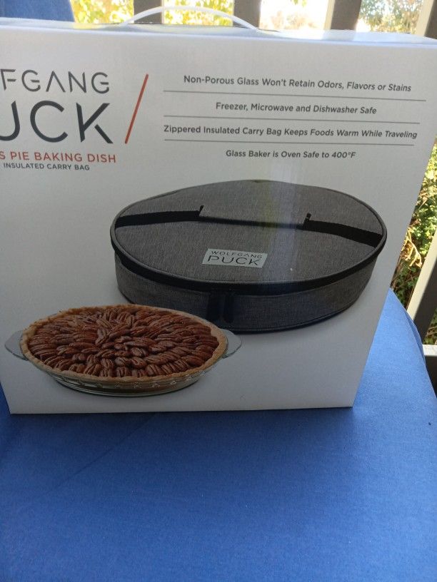9" Glass Pie Baking Dish with Insulated Carry Bag