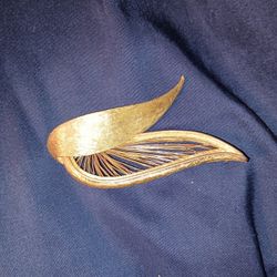 Vintage Brooch Monet