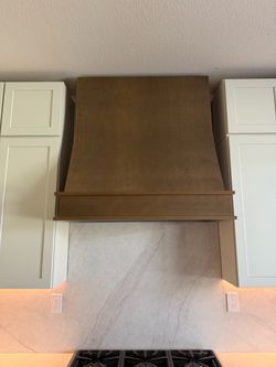 Range hood by American Woodmark