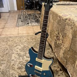 Yamaha Revstar RSS02T Blue