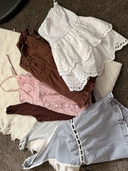 Women’s tops