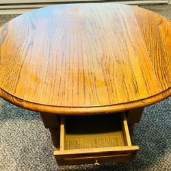 Vintage Collapsible Leaf Solid Oak Table. 