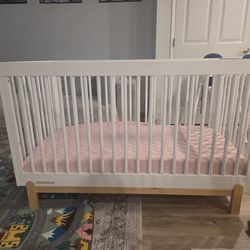 Delta Childrens  Crib