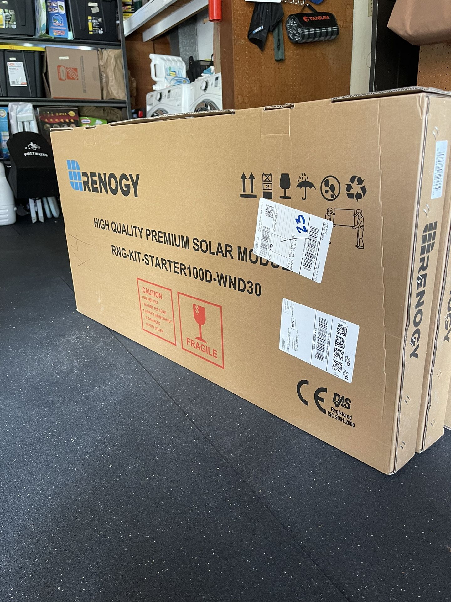 RENOGY 100W MONOCRYSTALLINE SOLAR PANEL KIT