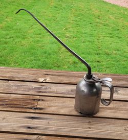 Vintage Hydraulic Thumb-Pump Oiler