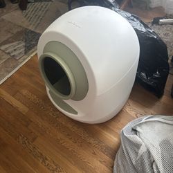 Leos Loo Too Automatic litter box