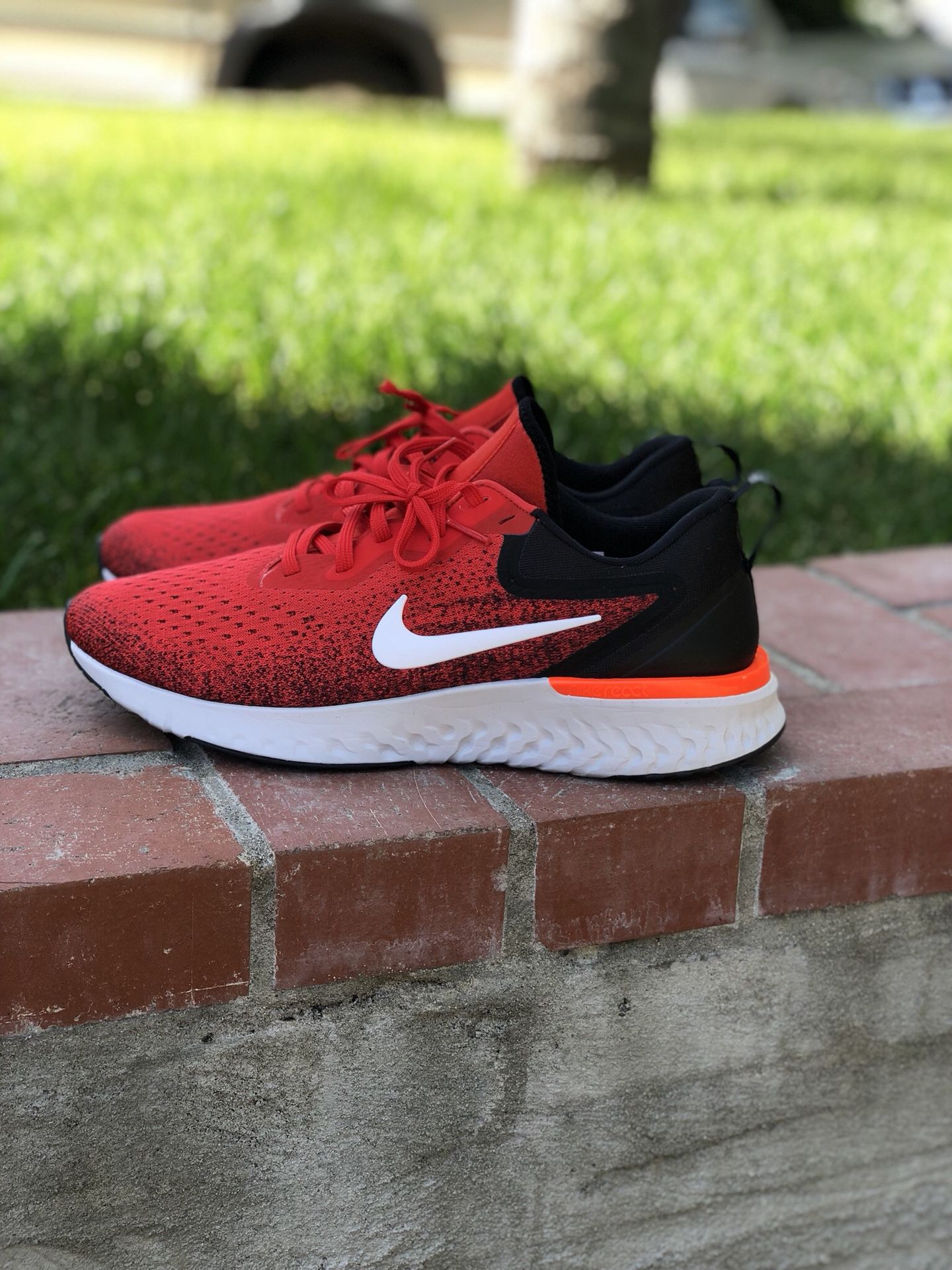 Mamut eje Atlético Nike Odyssey React Habanero red/white-black 9.5 for Sale in San Jose, CA -  OfferUp