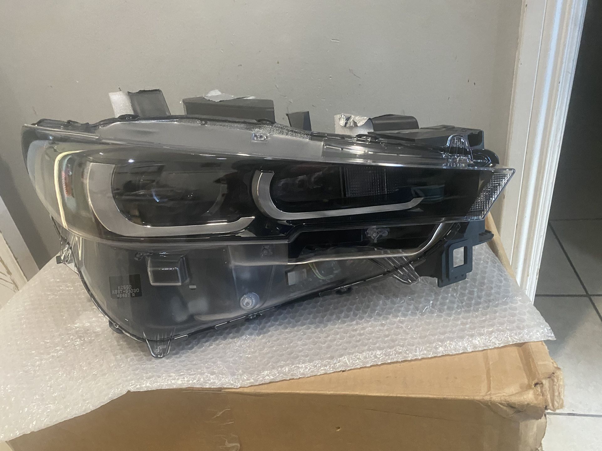 2022-2025 Mazda Cx5 Right Headlight