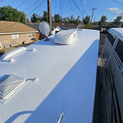 RV SKYLIGHTS AND VENTS 