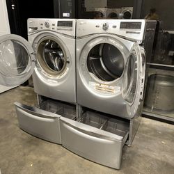 WHIRLPOOL XL CAPACITY WASHER DRYER ELECTRIC SET 
