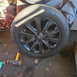 Land Rover Range Rover 19 inch black rims and tires wheels