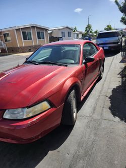 Mustang 2003