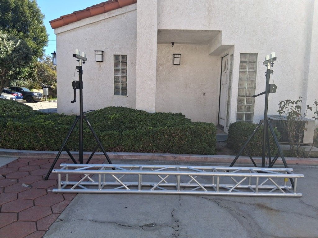 DJ Truss 10 Ft Witns Stand Cranks
