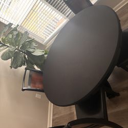 Free Table With Table Cloth