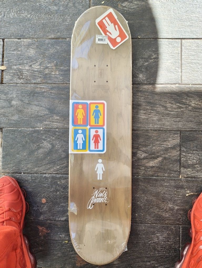 Girl Skateboards Deck 8.12