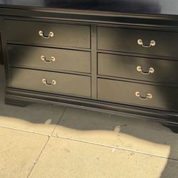 Dresser 6 Drawers