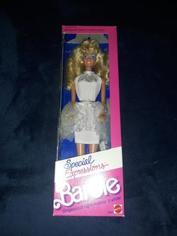 Vintage 1989 Barbie doll $25